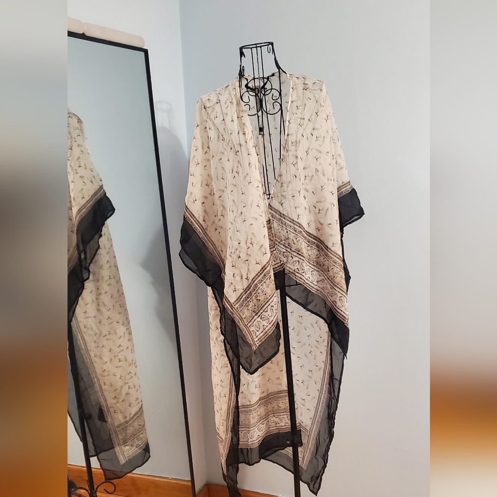 BCBGeneration Grey Floral Sheer Kimono